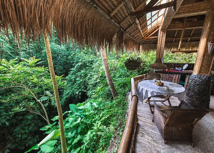 Bali Dacha 3*